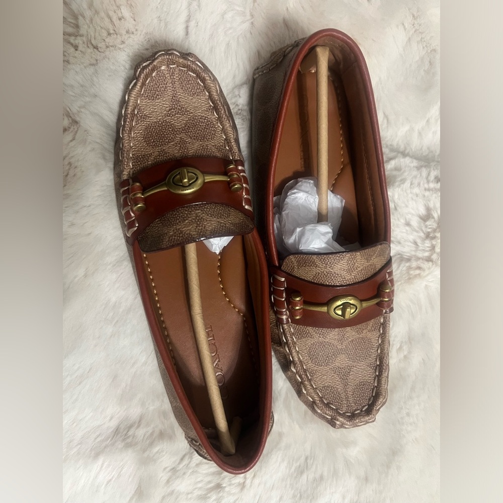 Coach flat shoes size 7